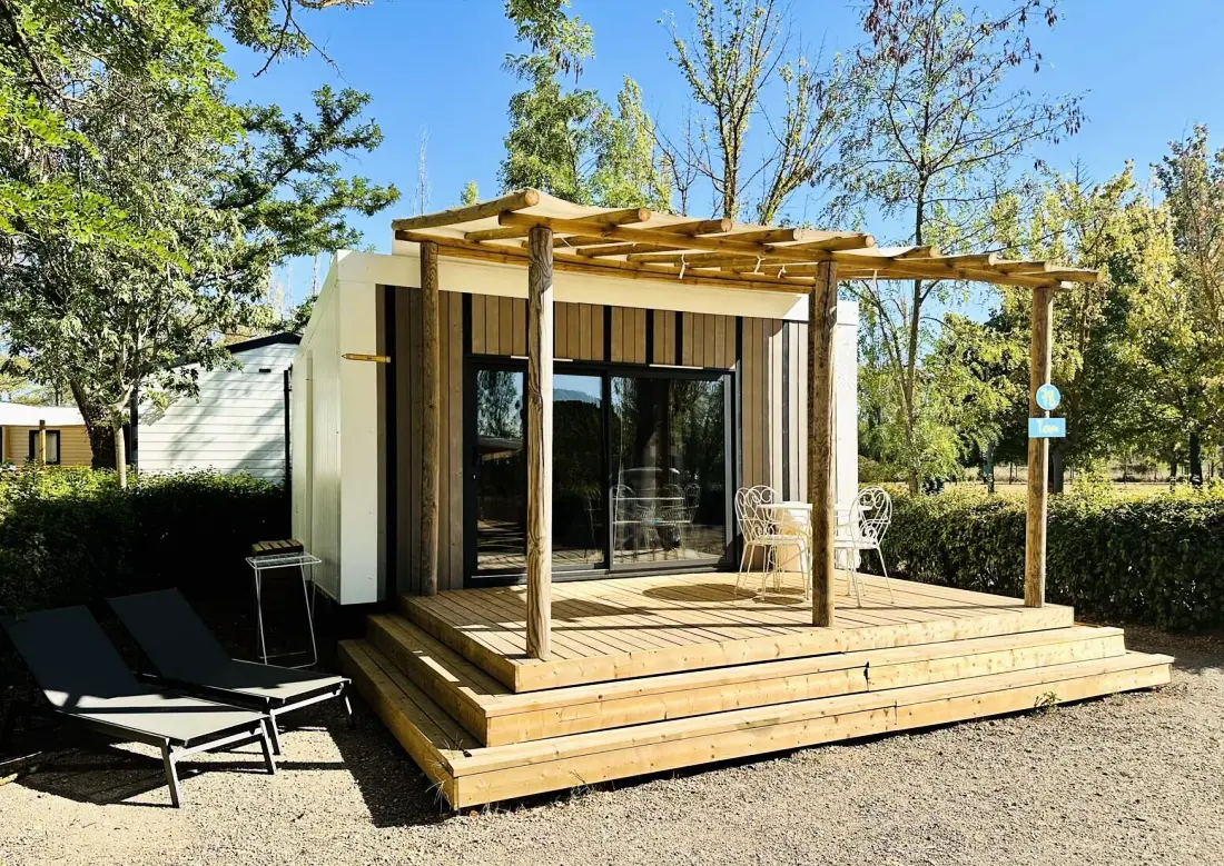 Camping Paradis les Rives de l'Hérault 4 étoiles★★★★