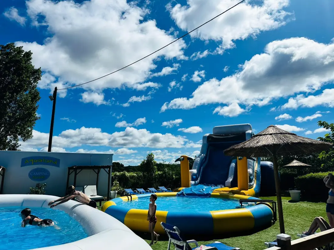 Camping Paradis les Rives de l'Hérault 4 étoiles★★★★