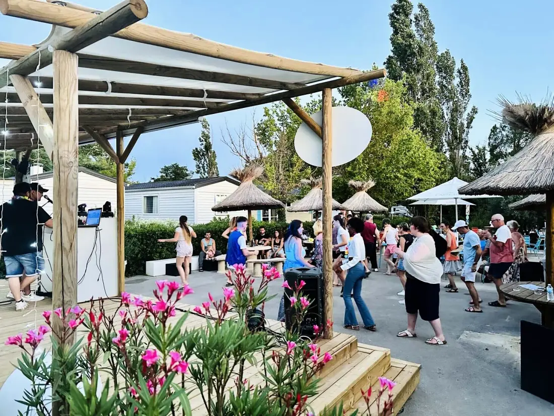 Camping Paradis les Rives de l'Hérault 4 étoiles★★★★