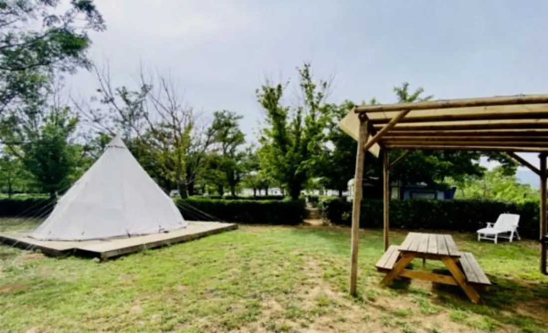 Camping Paradis les Rives de l'Hérault 4 étoiles★★★★