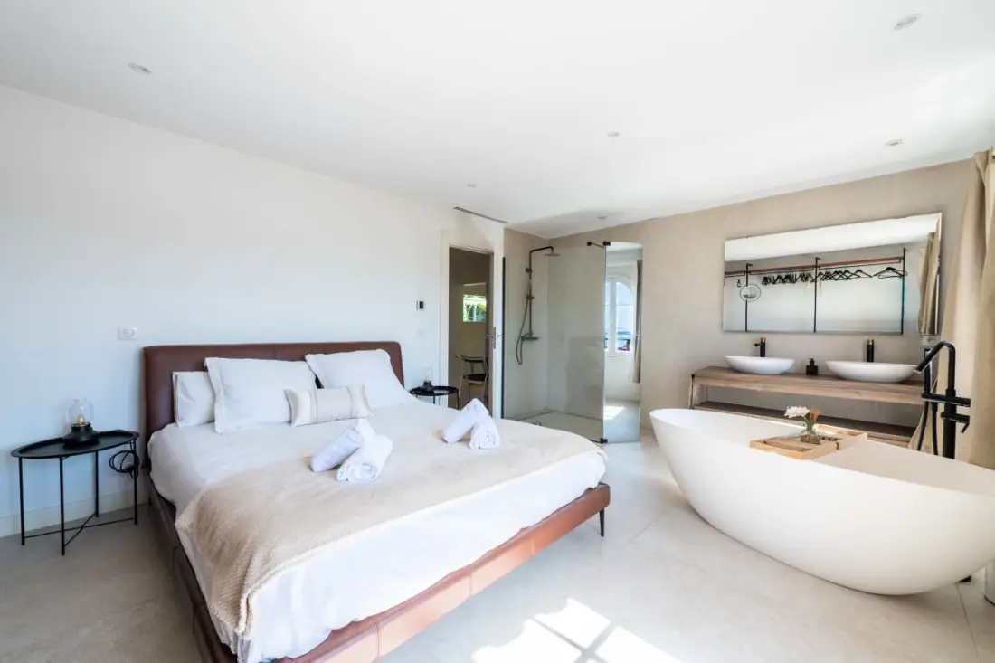 Résidence Villa 155m² – Vue Mer &amp; Piscine