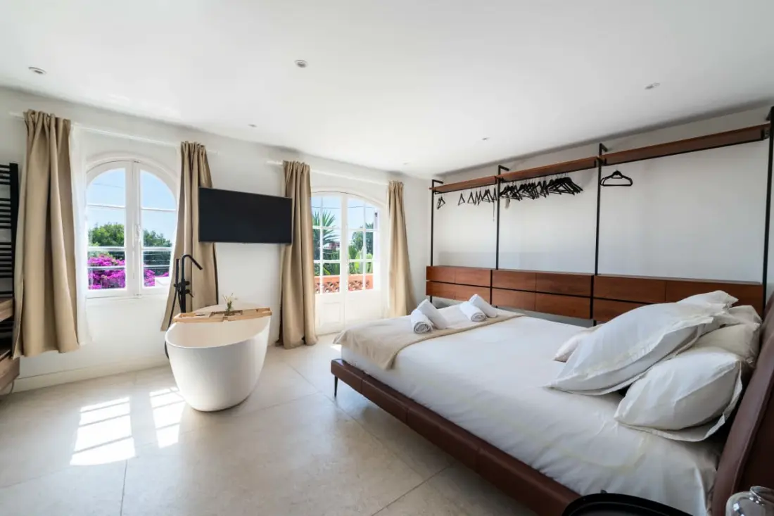 Résidence Villa 155m² – Vue Mer &amp; Piscine