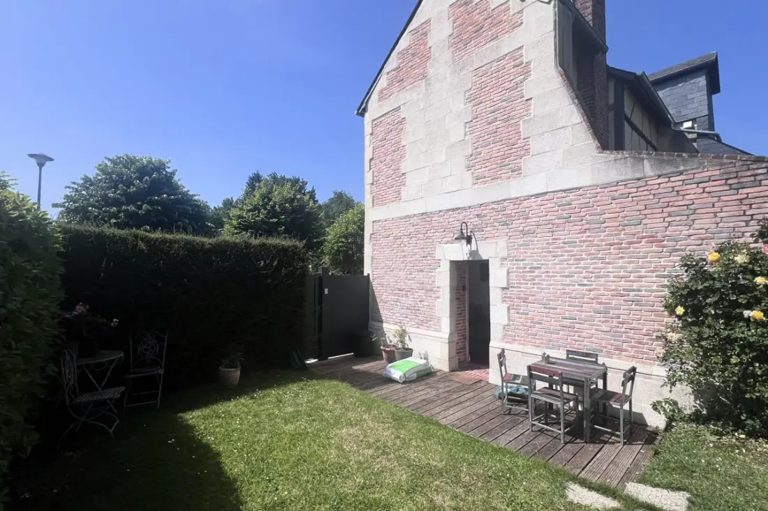 Maison Avec Jardin Près De Honfleur