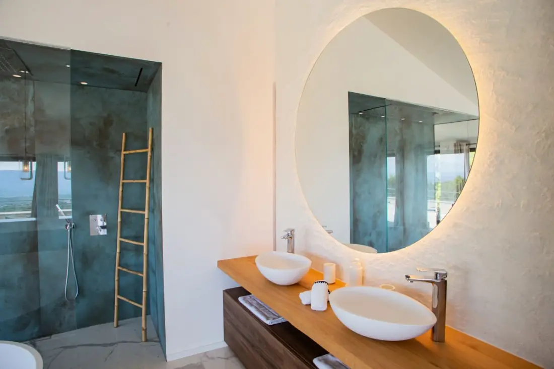Villa De Haut Standing - 4 Chambres - Piscine