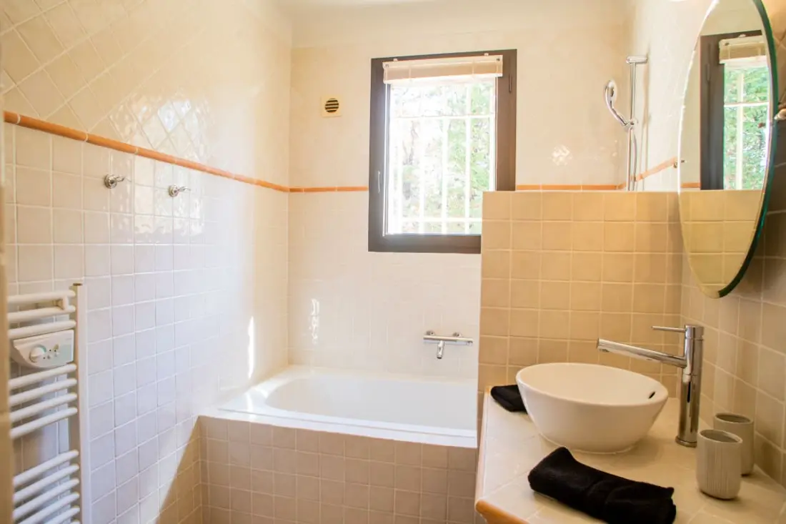 Villa De Haut Standing - 4 Chambres - Piscine