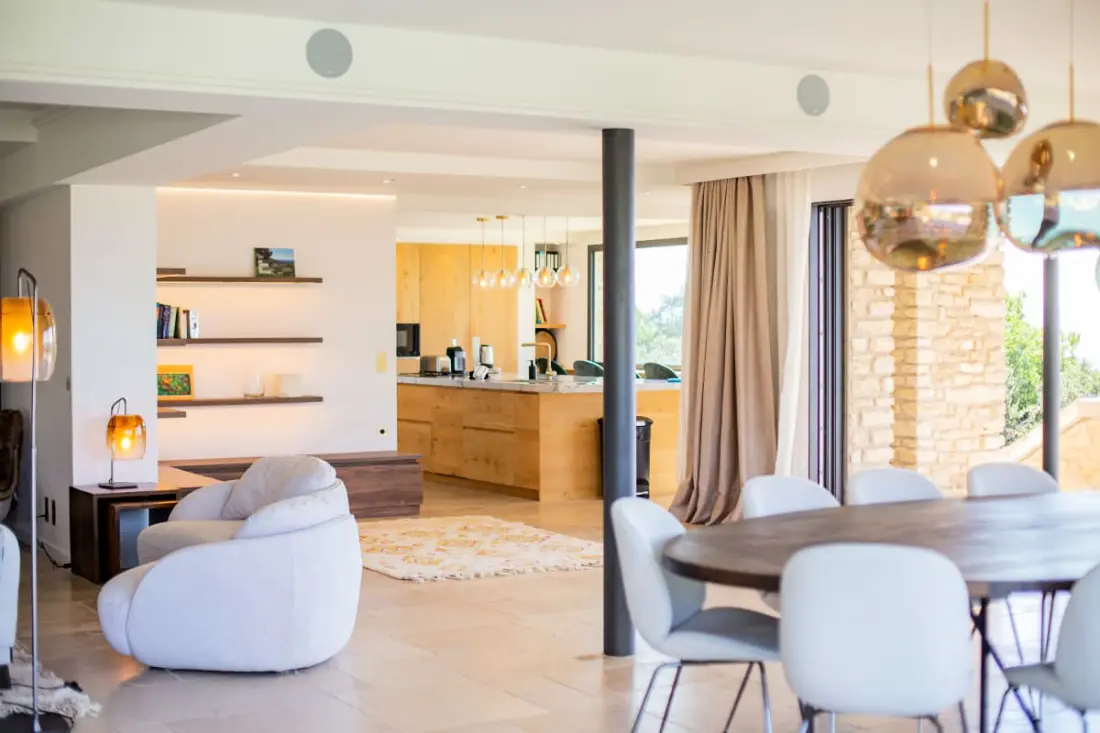 Villa De Haut Standing - 8 Chambres - Piscine