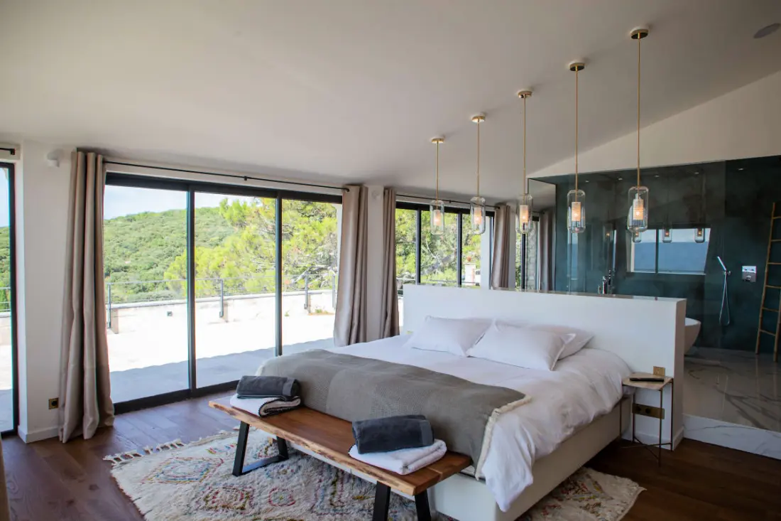 Villa De Haut Standing - 8 Chambres - Piscine