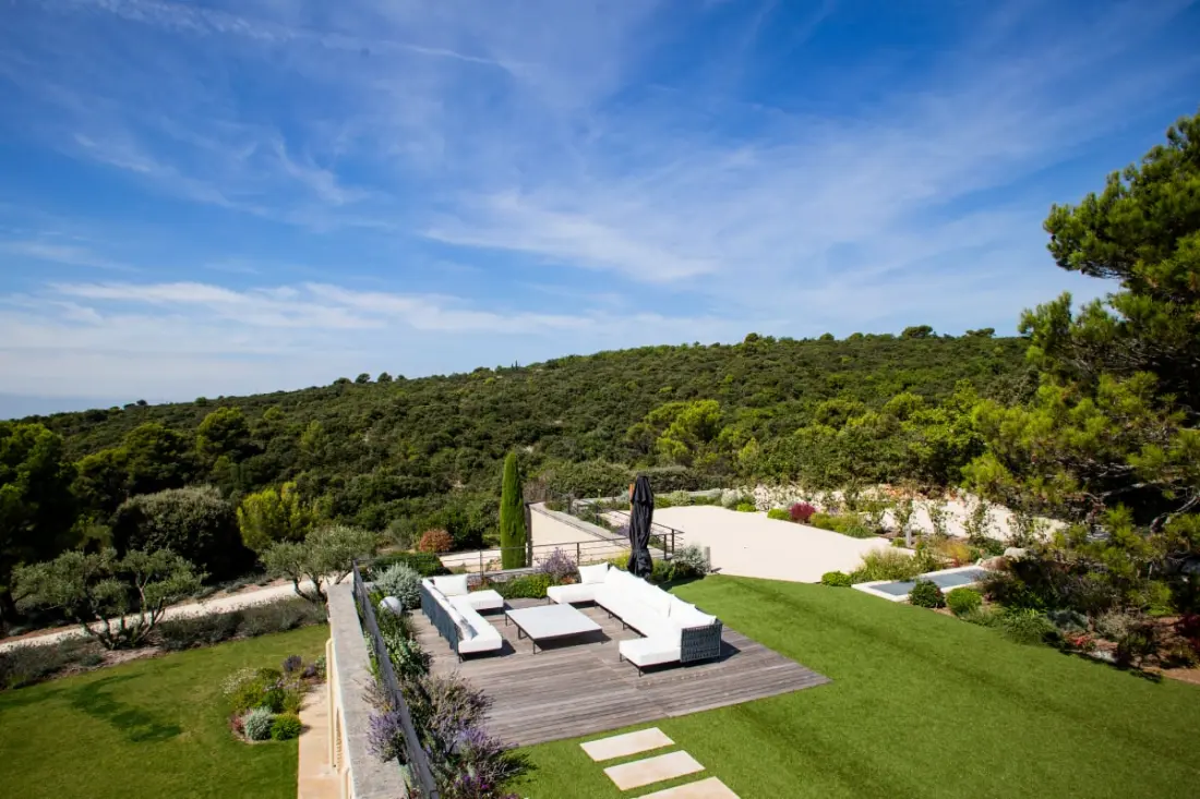 Villa De Haut Standing - 8 Chambres - Piscine