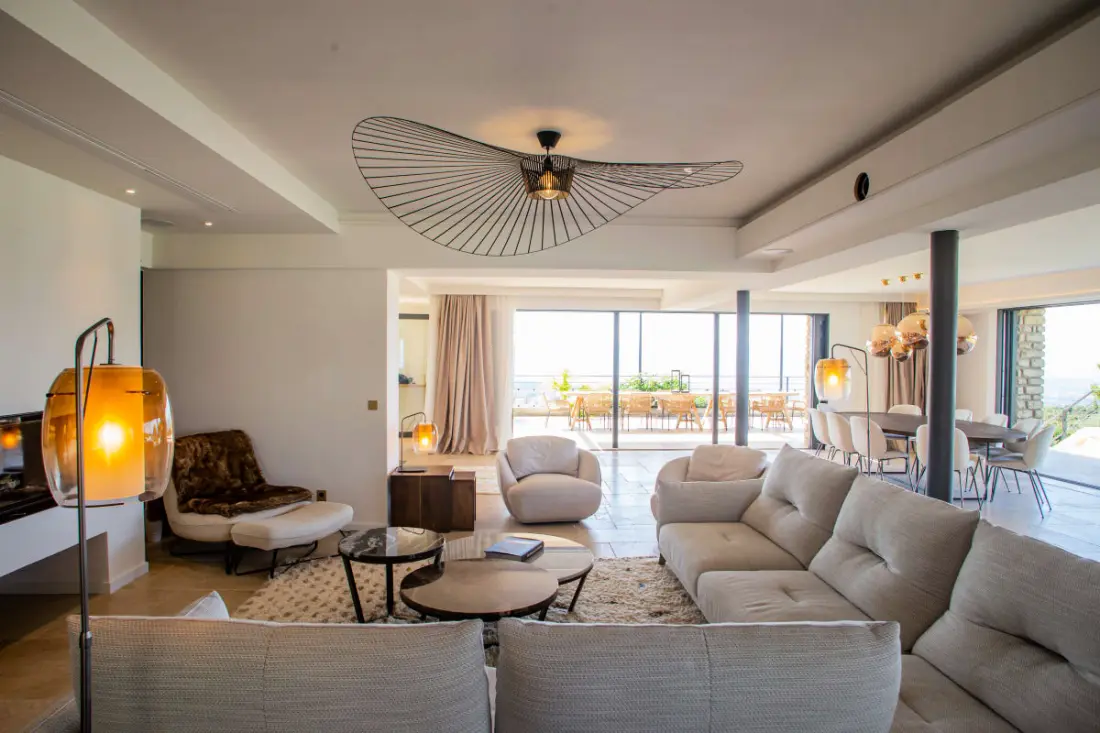 Villa De Haut Standing - 8 Chambres - Piscine