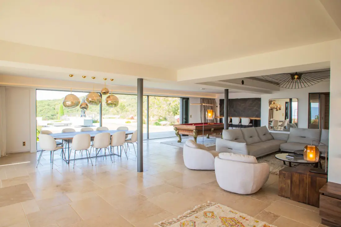 Villa De Haut Standing - 8 Chambres - Piscine