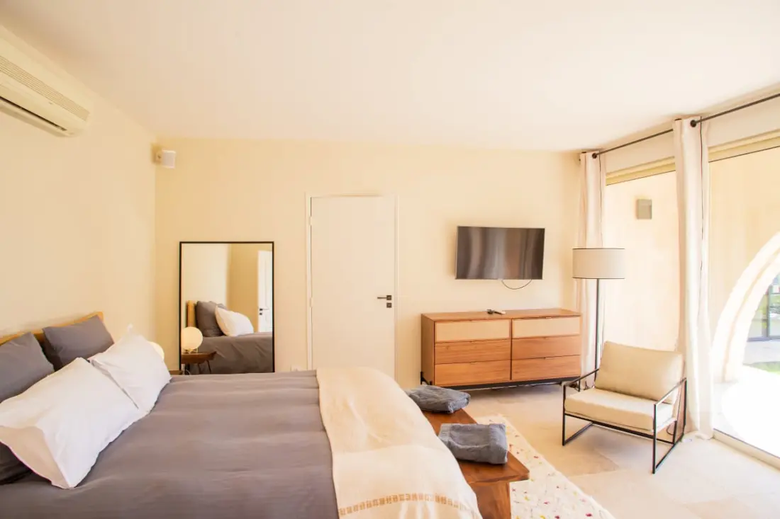 Villa De Haut Standing - 8 Chambres - Piscine