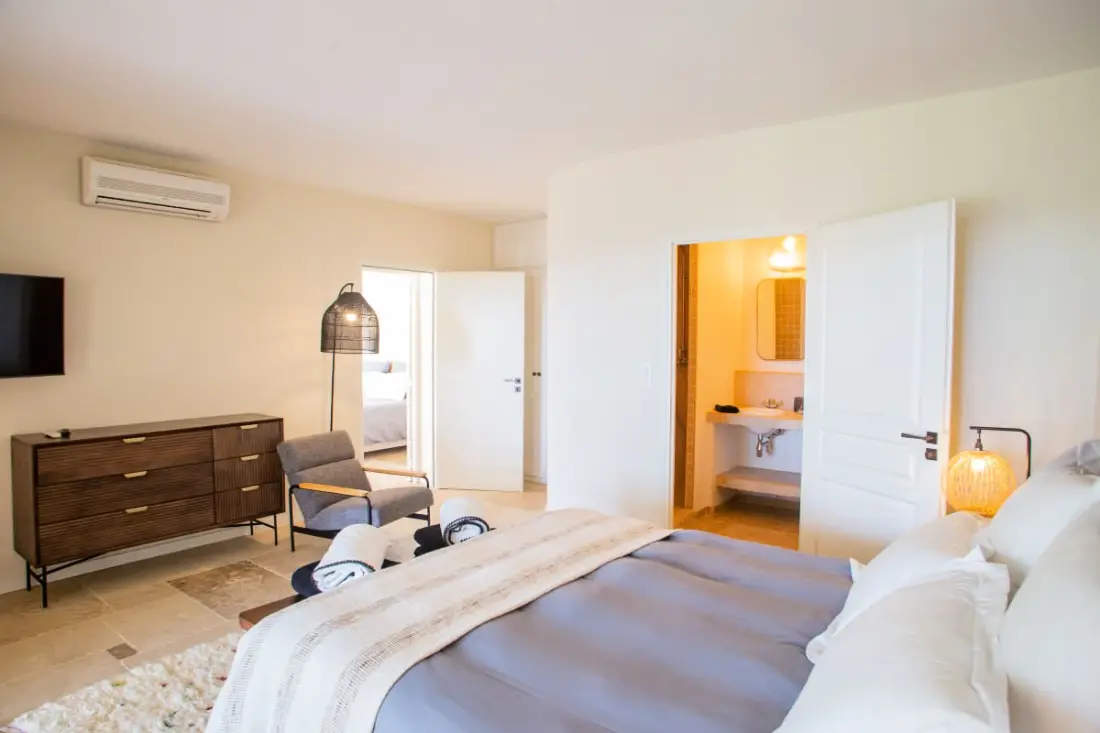 Villa De Haut Standing - 8 Chambres - Piscine