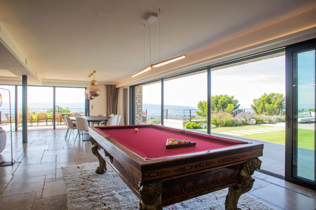 Villa De Haut Standing - 8 Chambres - Piscine