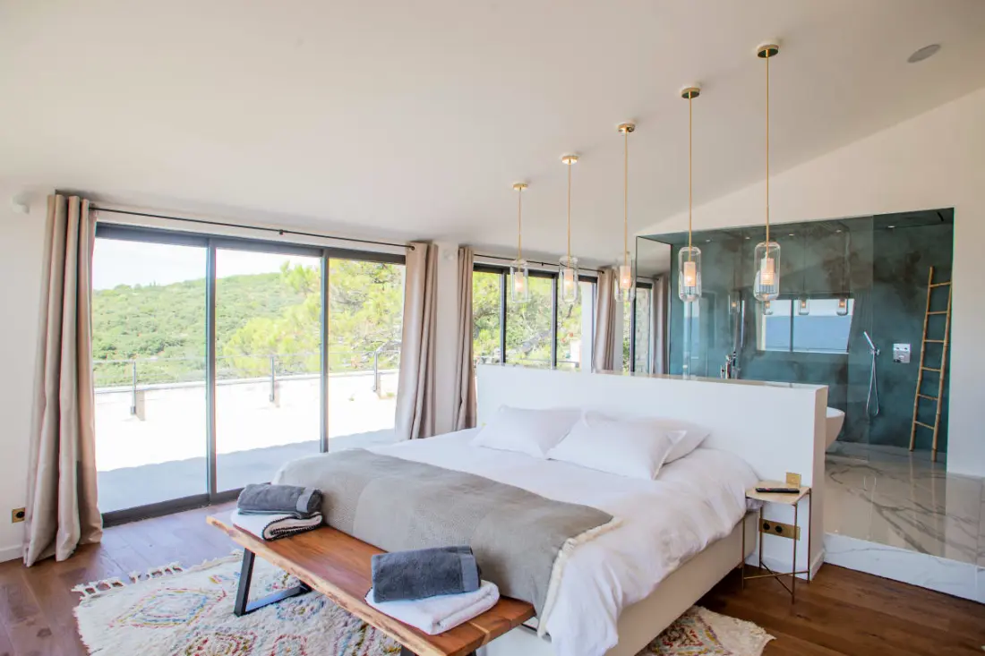 Villa De Haut Standing - 8 Chambres - Piscine