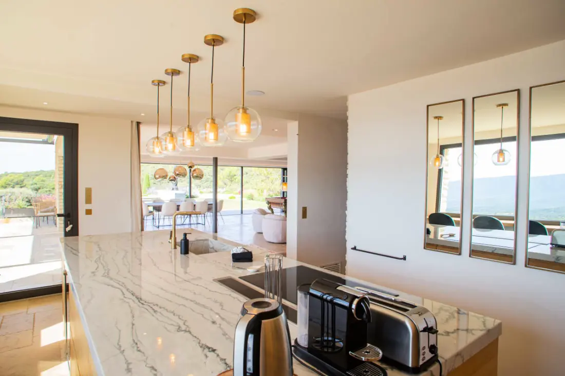 Villa De Haut Standing - 8 Chambres - Piscine