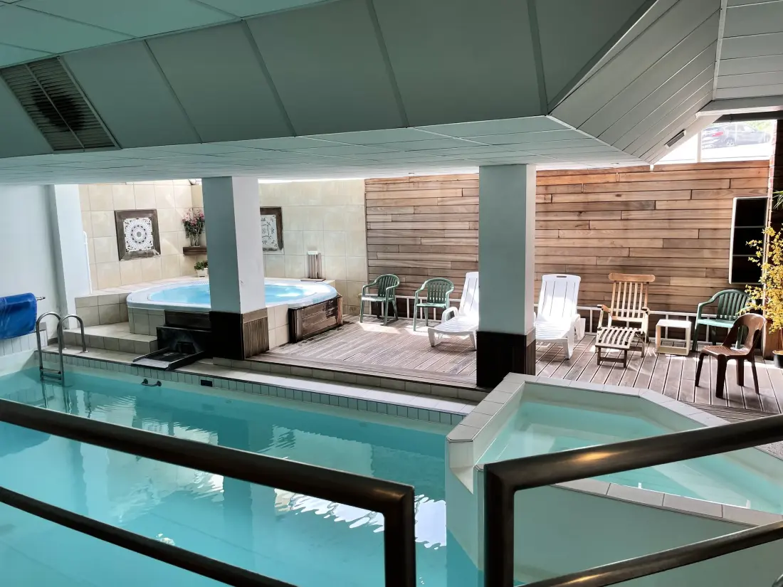 Le Chalet - Piscine