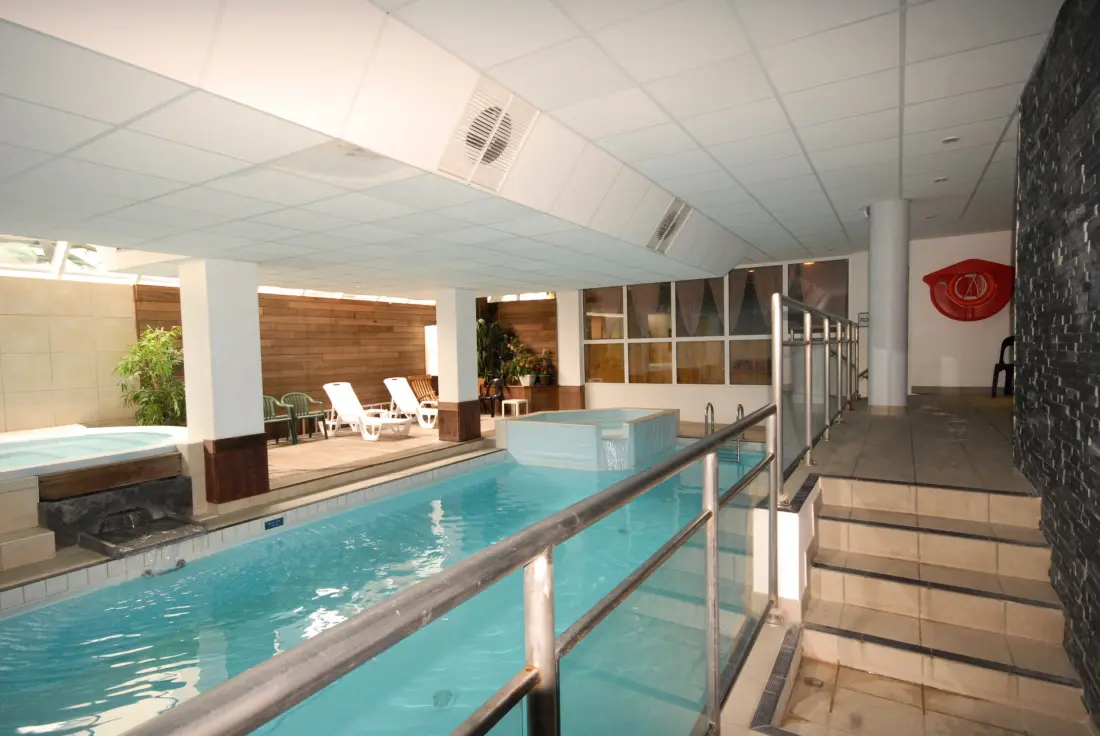 Le Chalet - Piscine