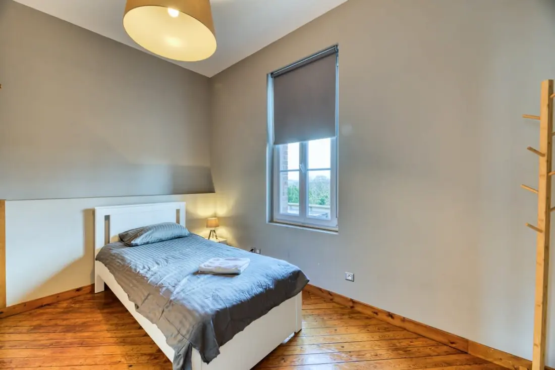 Julie : Beau F6 4 étoiles★★★★rénové 4 étoiles★★★★terrasse 4 étoiles★★★★parking 4 étoiles★★★★rouen
