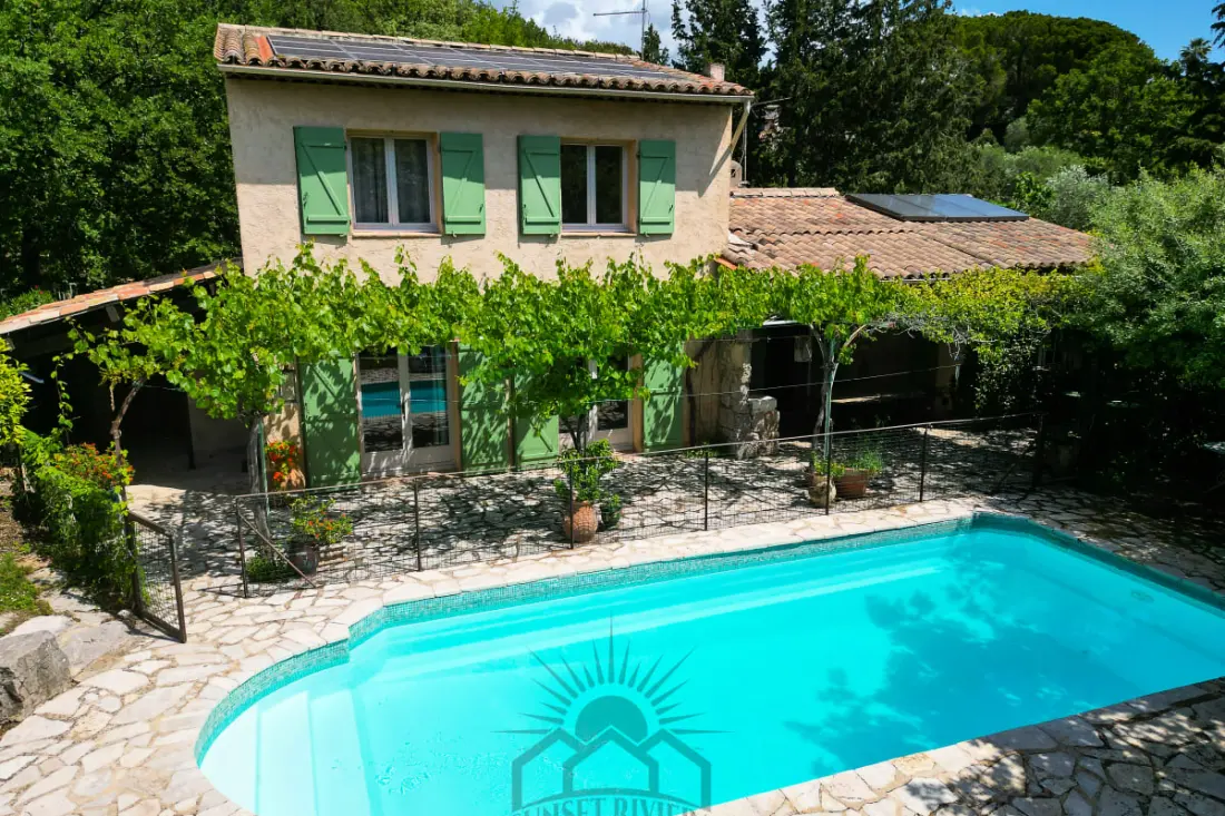 Serenity Villa Pour 8 By Sunset
