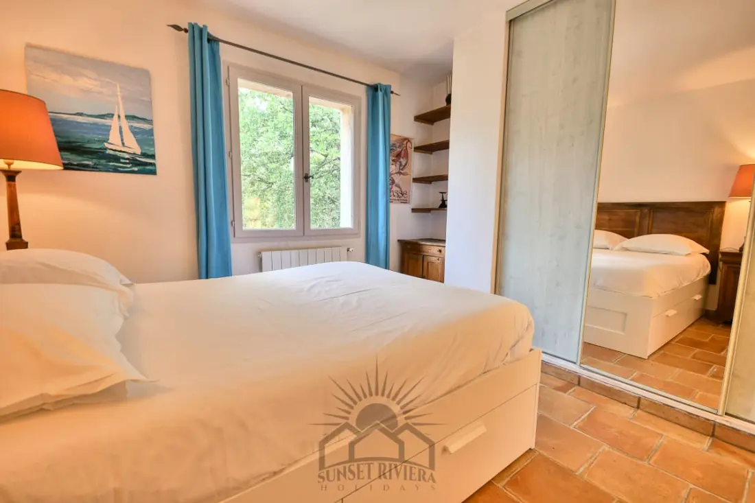 Serenity Villa Pour 8 By Sunset