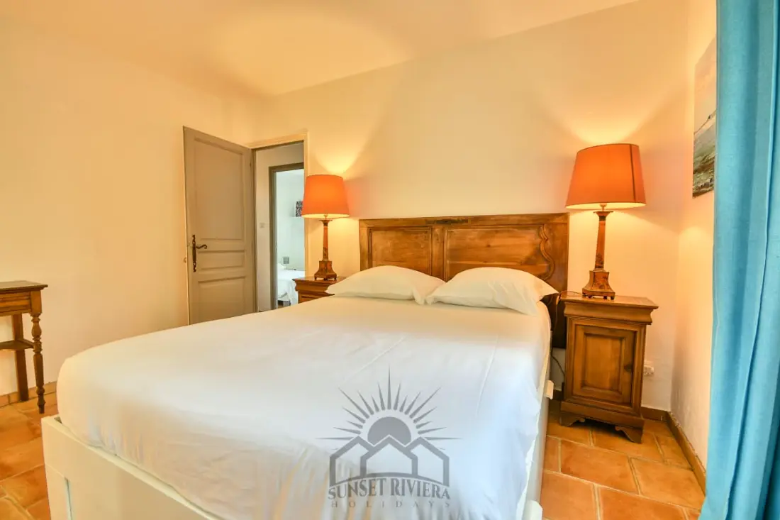 Serenity Villa Pour 8 By Sunset
