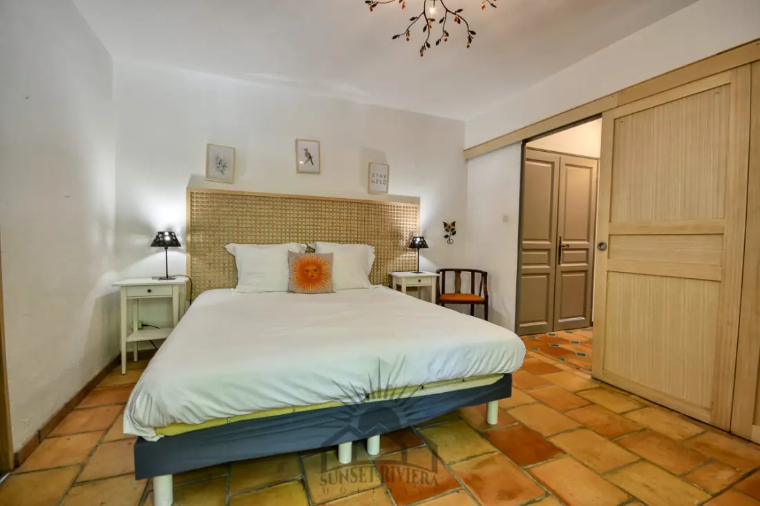 Serenity Villa Pour 8 By Sunset