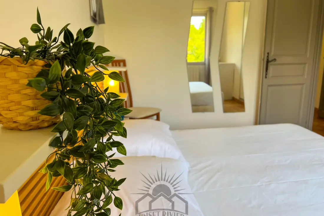 Serenity Villa Pour 8 By Sunset