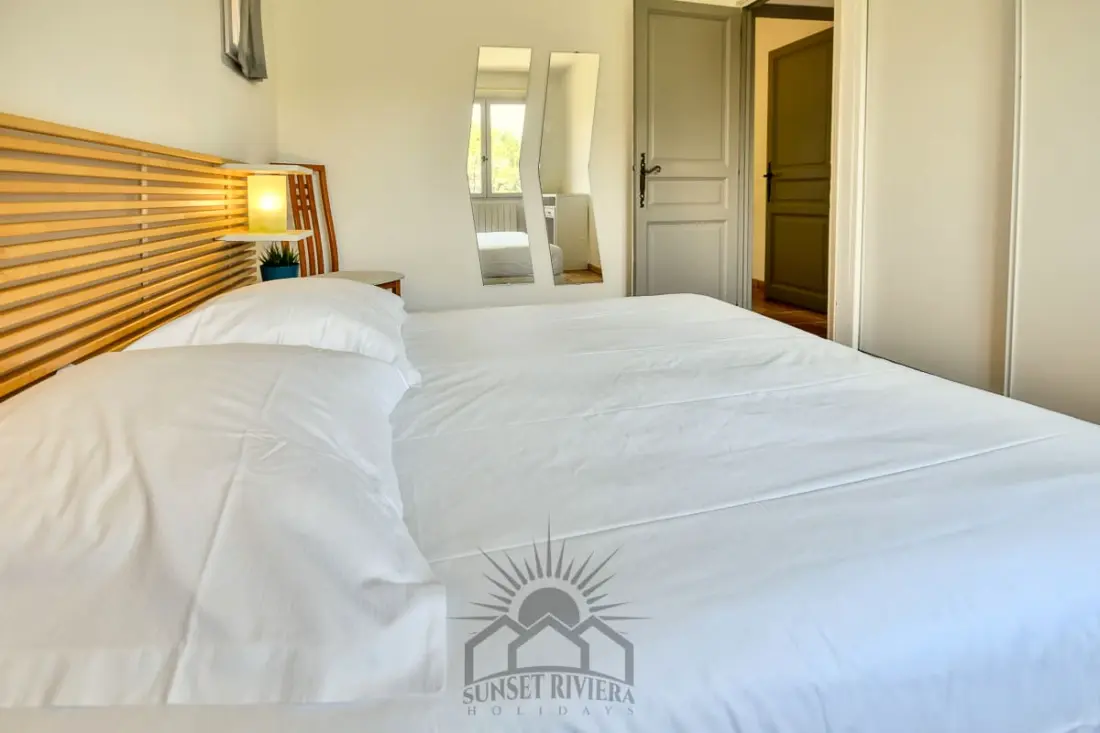 Serenity Villa Pour 8 By Sunset