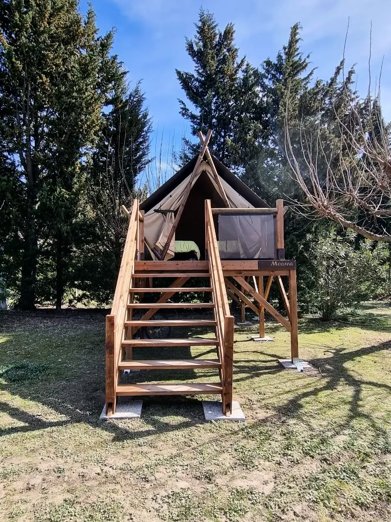 Flower Camping Les Micocouliers 3 étoiles★★★