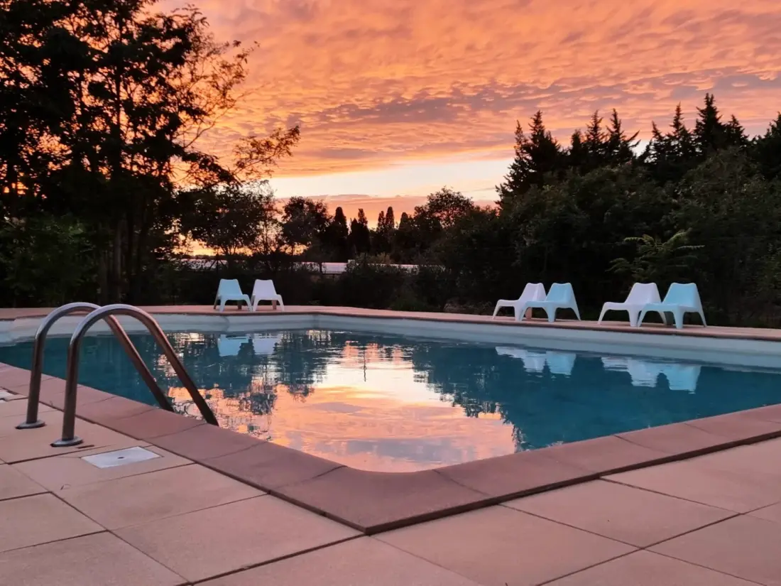 Flower Camping Les Micocouliers 3 étoiles★★★