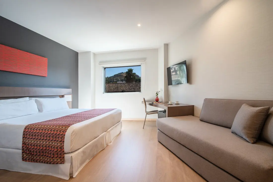 Hôtel Granada 4 étoiles★★★★