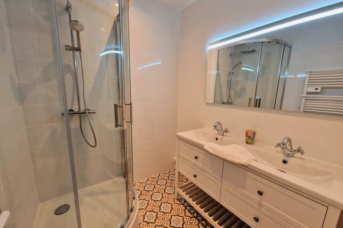 | Le Berriat | Spacieux T4 | 3 Chambres ✨