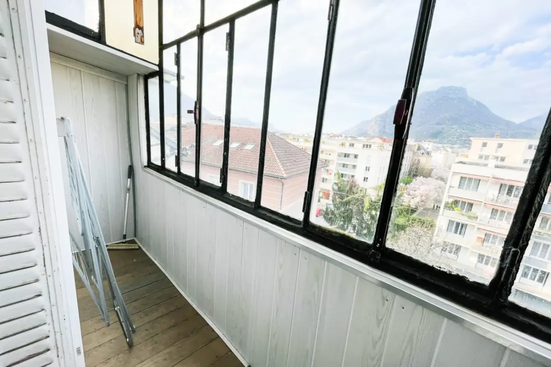 | Pretty Light In Grenoble ☀ |t2