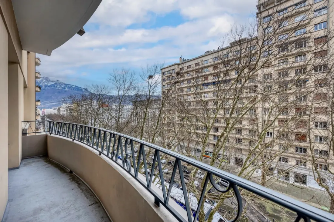 | Haussmann 1890 Grenoble