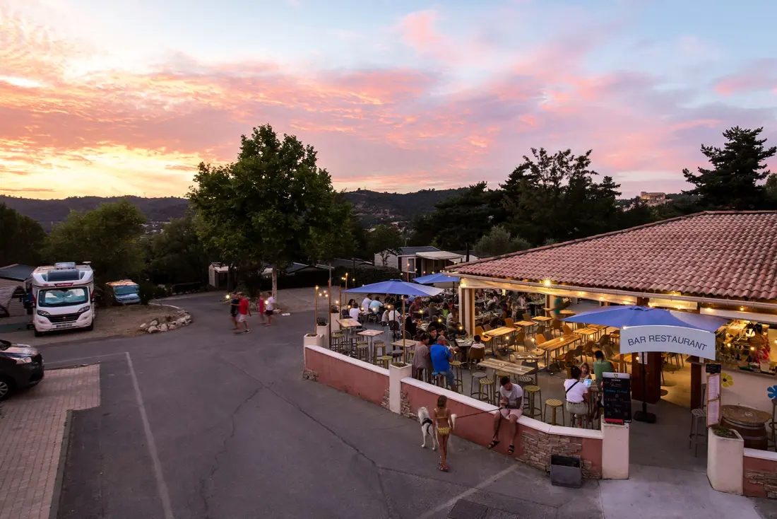 Camping La Pinède 4 étoiles★★★★