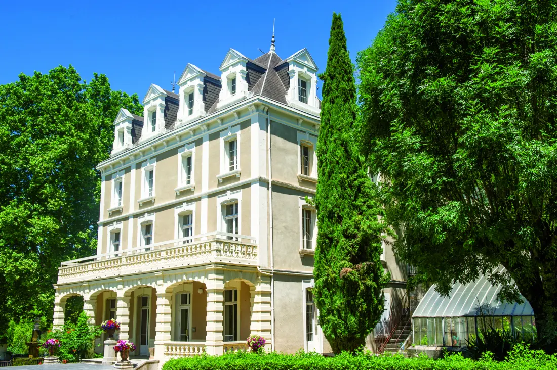 Résidence Domaine de Château Laval 3 étoiles★★★ - Vacances Bleues