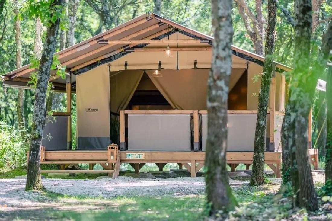 Flower Camping LES TRUFFIERES 3 étoiles★★★