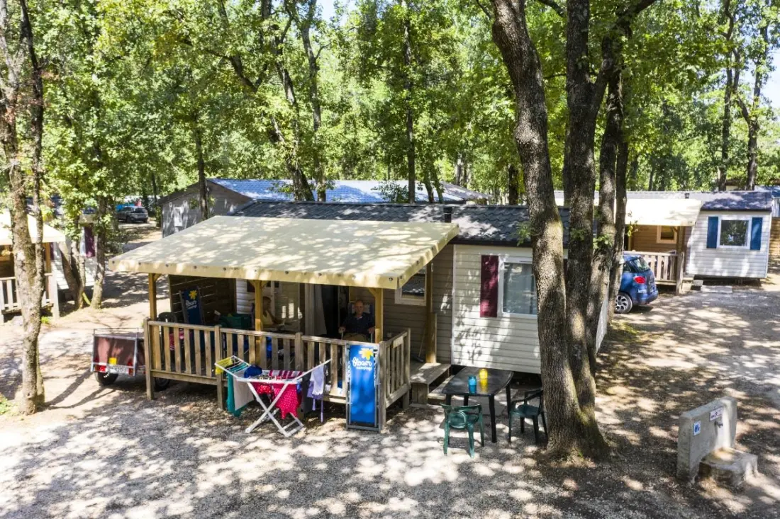 Flower Camping LES TRUFFIERES 3 étoiles★★★