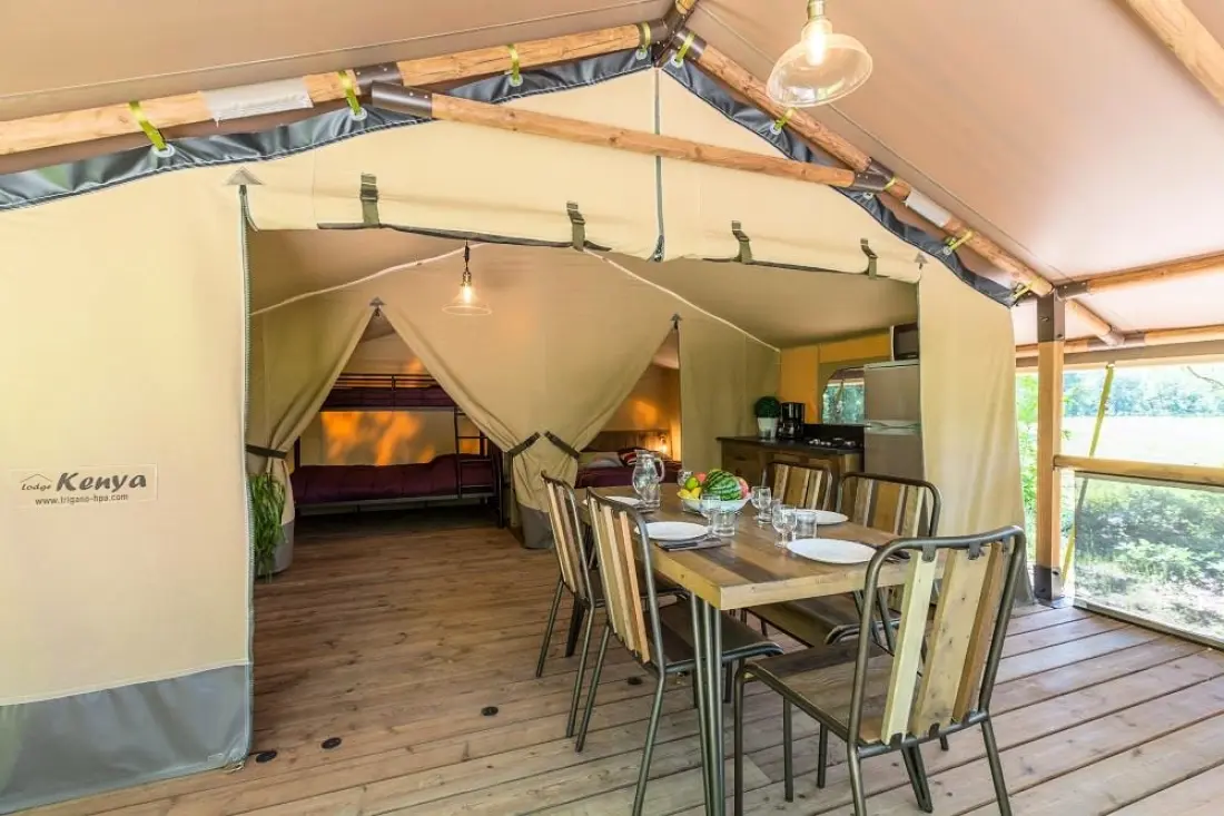 Flower Camping LES TRUFFIERES 3 étoiles★★★