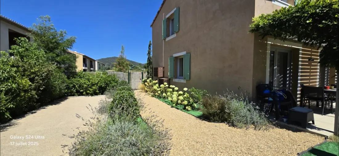 Maison Neuve Tout Confort à Grimaud