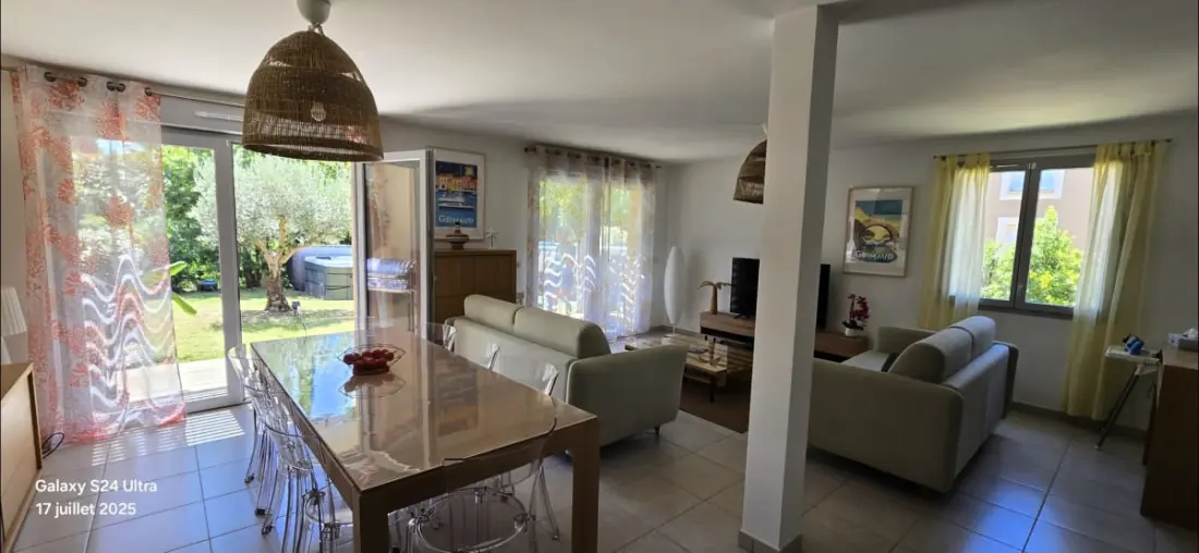 Maison Neuve Tout Confort à Grimaud