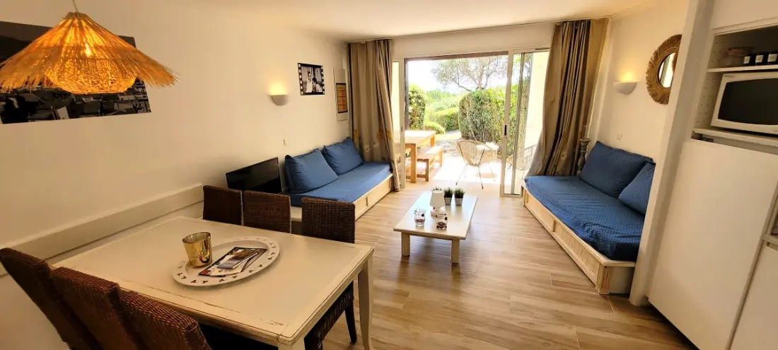 Apt Lumineux Avec Jardin Et Vue Sur Mer