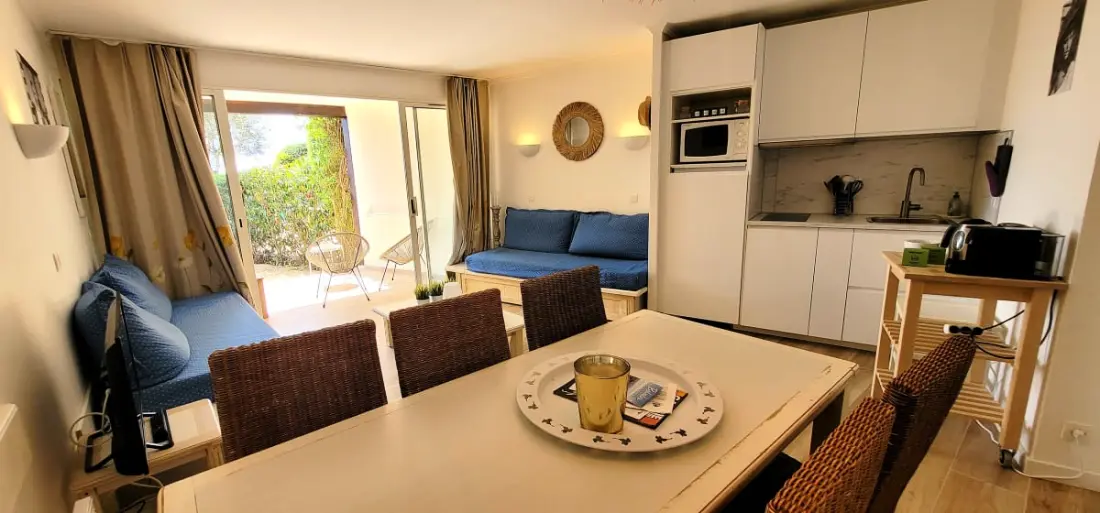 Apt Lumineux Avec Jardin Et Vue Sur Mer