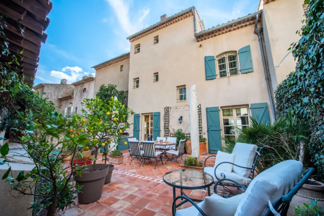 Maison 135 M2 • Vue Château • Grimaud Village