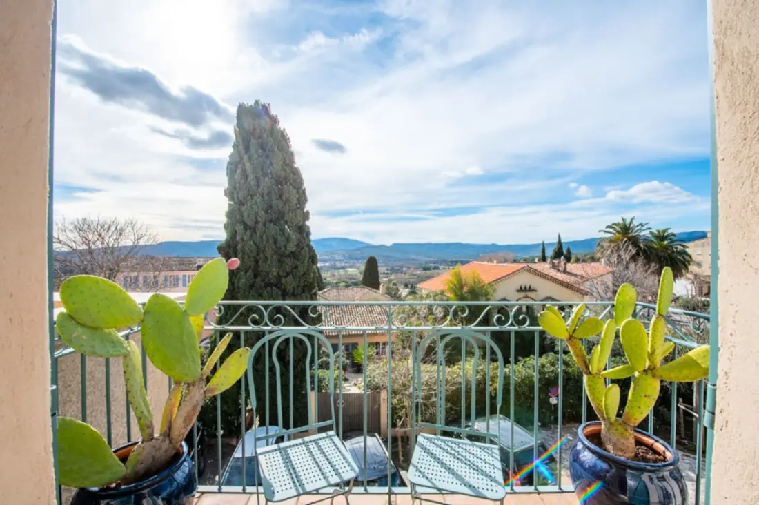 Maison 135 M2 • Vue Château • Grimaud Village