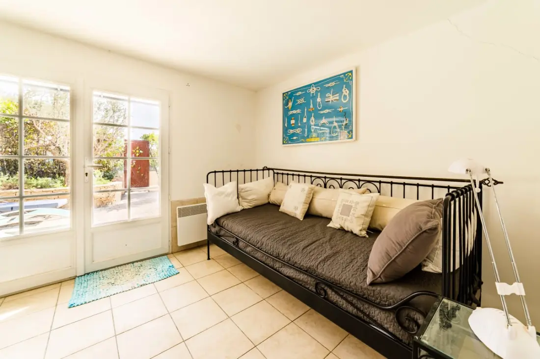 Maison Mitoyenne Spacieuse Avec Jardin Et Terrasse
