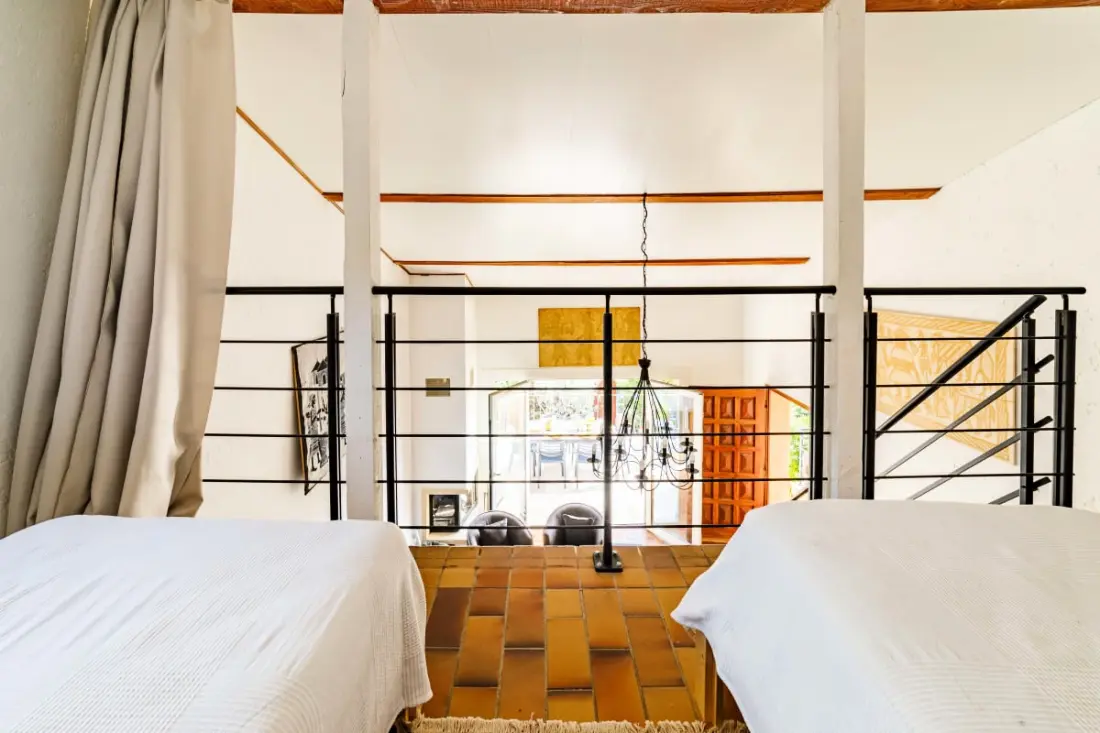 Maison Mitoyenne Spacieuse Avec Jardin Et Terrasse