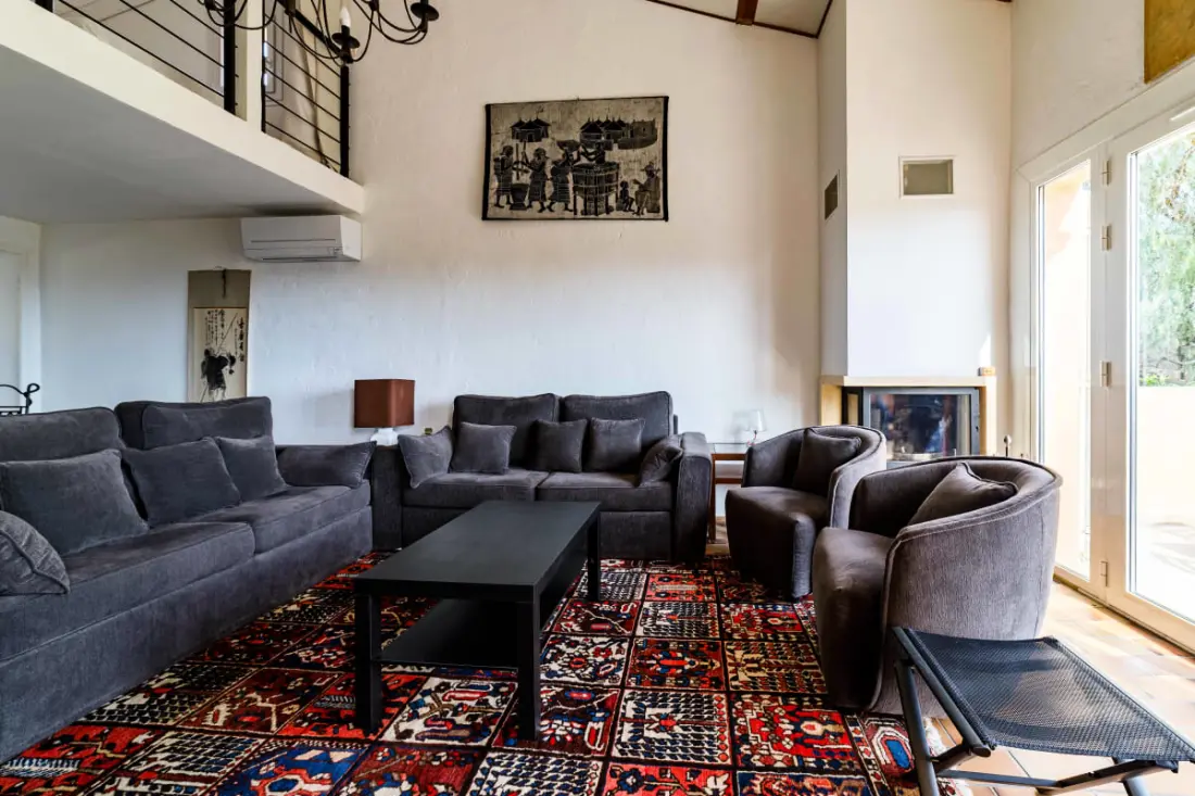 Maison Mitoyenne Spacieuse Avec Jardin Et Terrasse
