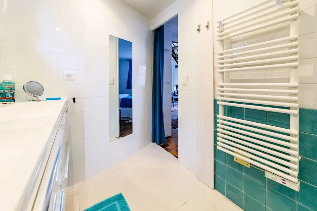Maison Mitoyenne Spacieuse Avec Jardin Et Terrasse