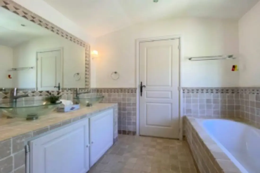Villa 10 Pers • Piscine • 5 Suites Grimaud